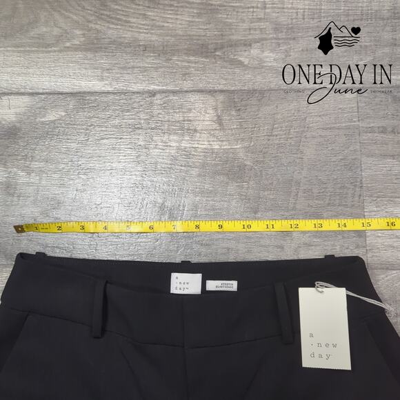 A New Day Cropped Pants Size 6 - Picture 3 of 6